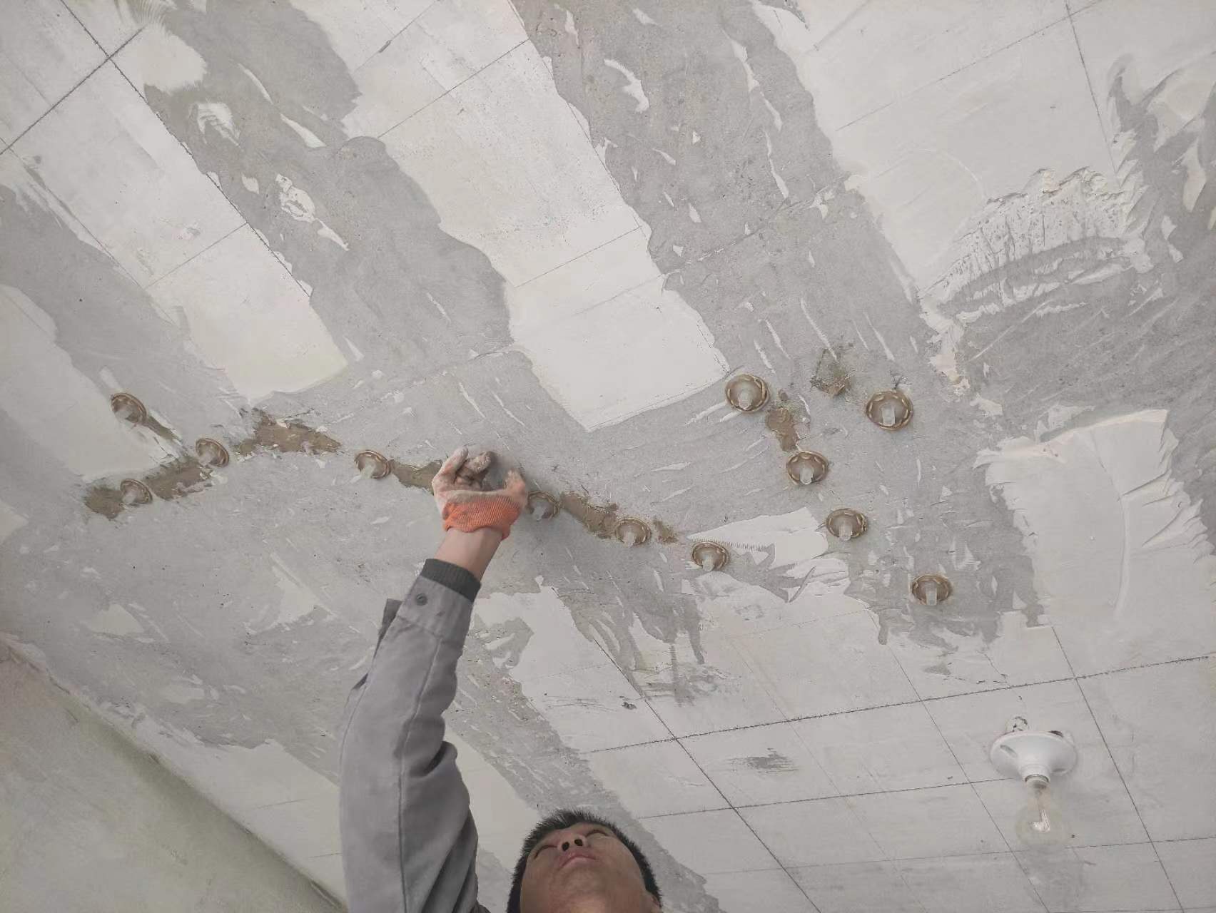 滨州混凝土楼板裂缝为什么会开裂?怎么修补?